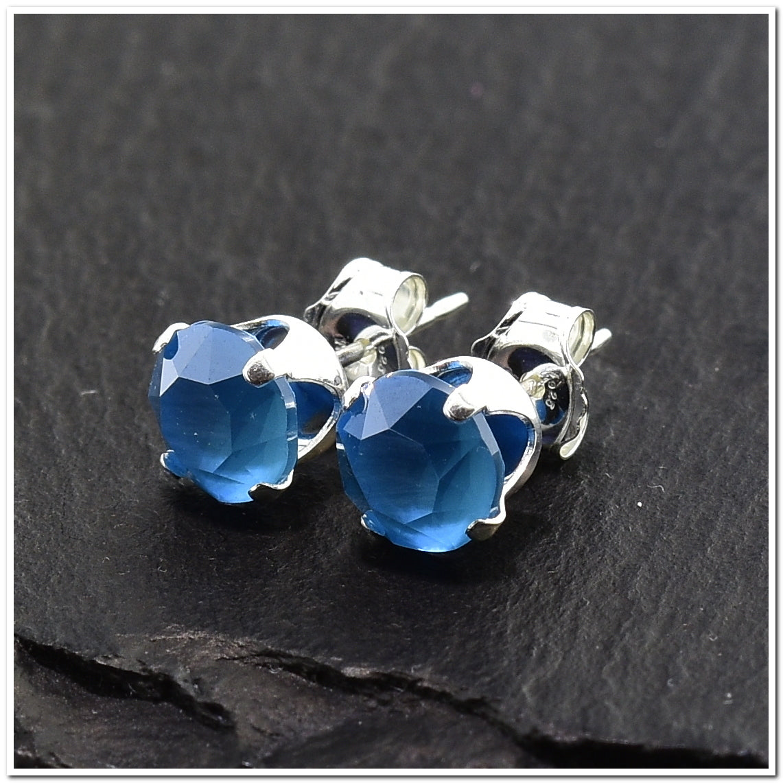 pewterhooter® Women's Classic Collection 925 Sterling silver earrings with sparkling Azure Blue crystals, packaged in a gift box for any occasion.