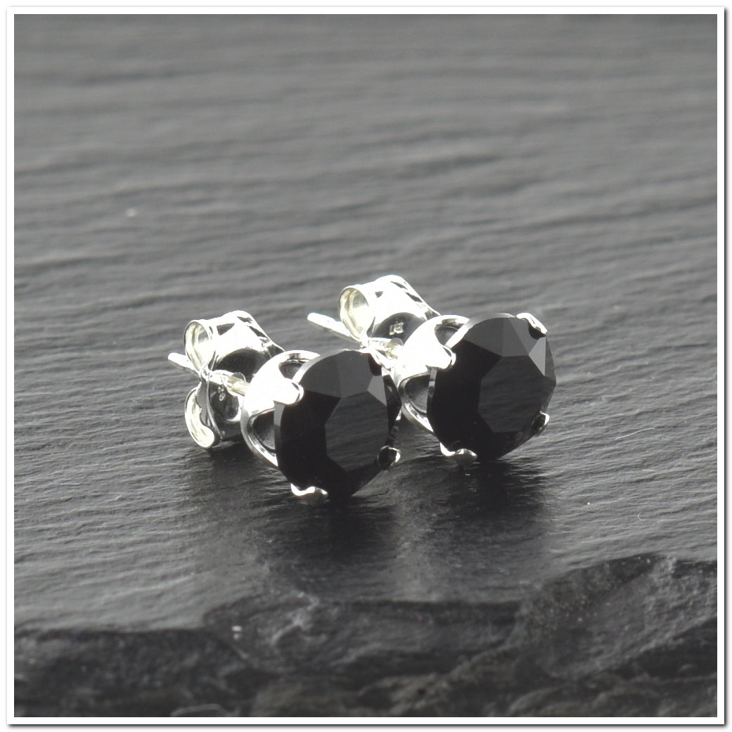 pewterhooter® Women's Classic Collection 925 Sterling silver earrings with sparkling Jet crystals, packaged in a gift box for any occasion.