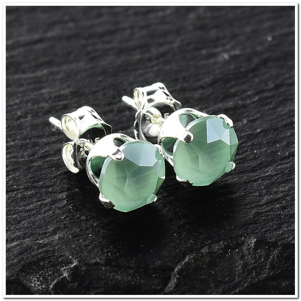 pewterhooter® Women's Classic Collection 925 Sterling silver earrings with sparkling Mint Green crystals, packaged in a gift box for any occasion.