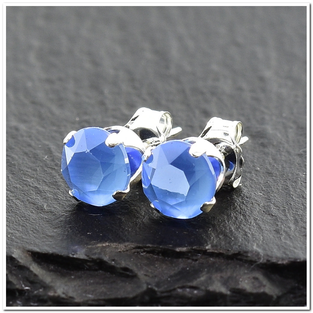 pewterhooter® Women's Classic Collection 925 Sterling silver earrings with sparkling Summer Blue crystals, packaged in a gift box for any occasion.